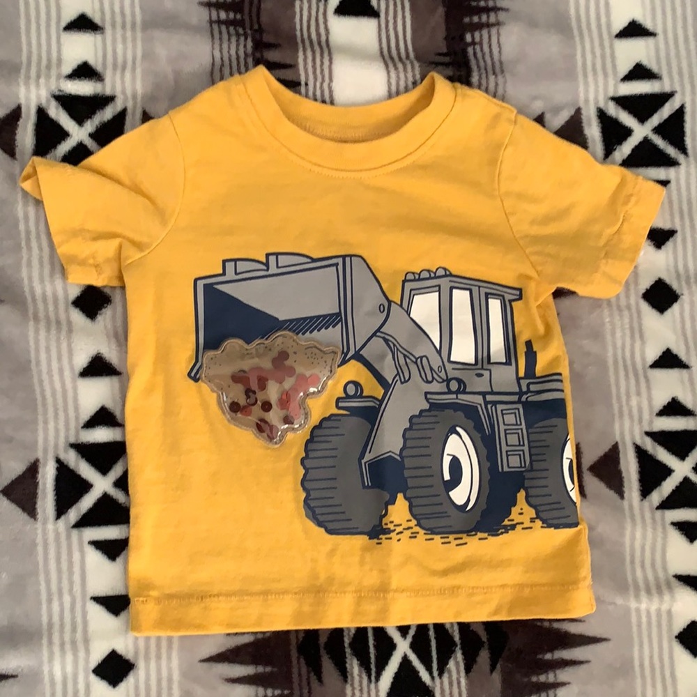Carter’s baby boy graphic T-shirt